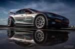  特斯拉Model S EGT赛车发布 2.1秒破百