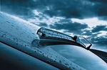  夏季雨水多 汽车雨刮器保养技巧很重要