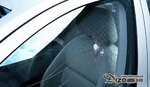  对安全造成威胁 汽车玻璃裂纹如何修补