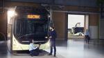  沃尔沃发布新款纯电动公交车 续航达200公里
