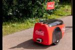  可口可乐在英国公园测试自动驾驶送货机器人