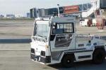  法航测试全球首款自动驾驶行李搬运车