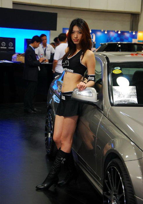 第四届上海国际改装车展(2009年)之香车美女